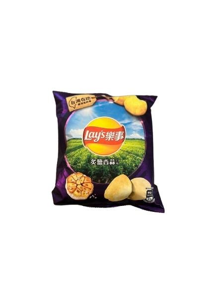 Lay’s Roasted Salt & Garlic – 32g (Taiwan Exclusive)